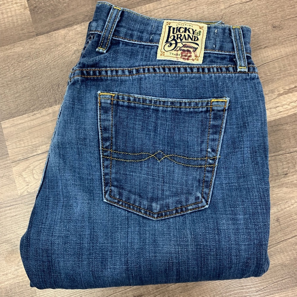 Lucky Brand Classic Rider Boot Cut Jeans 6/28 🍀
